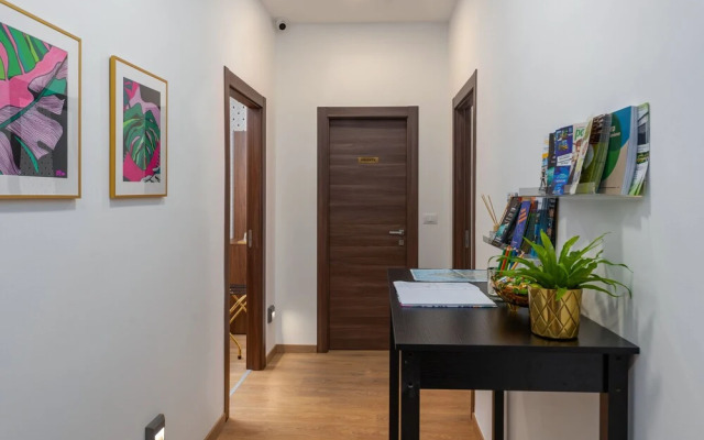 Aurora Rooms