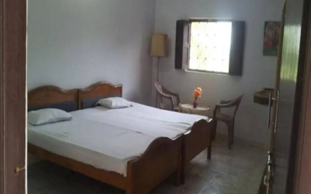 Yogi Ashram Guest House