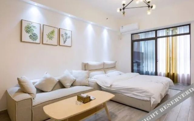 Changsha Shiyue Mingjing Apartment Hotel (Backgammon Meixi Xintiandi Branch)