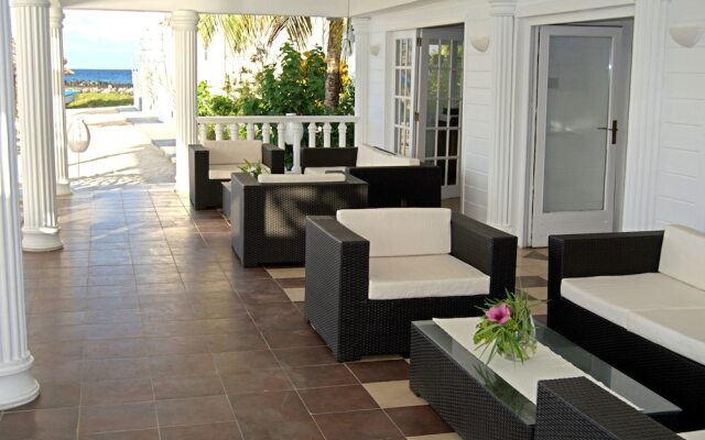 Davids Beach Hotel