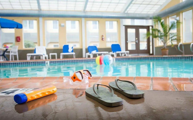 Holiday Inn Tacoma Mall by IHG