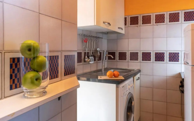 Chiara in Pantheon Apartment With Terrace