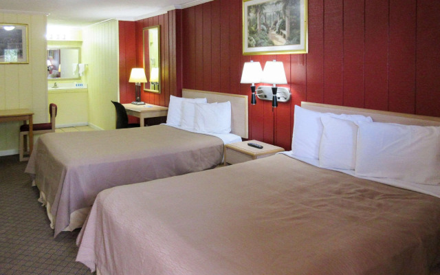 Rodeway Inn Kansas City Downtown Area