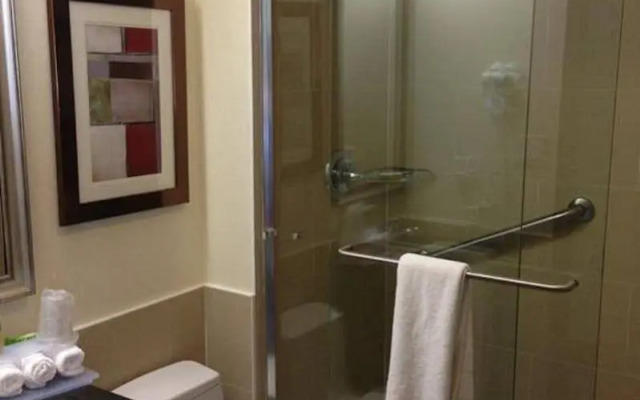 Holiday Inn Express New York - Manhattan West Side by IHG