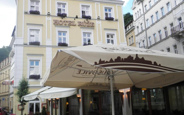 Hotel Ruze