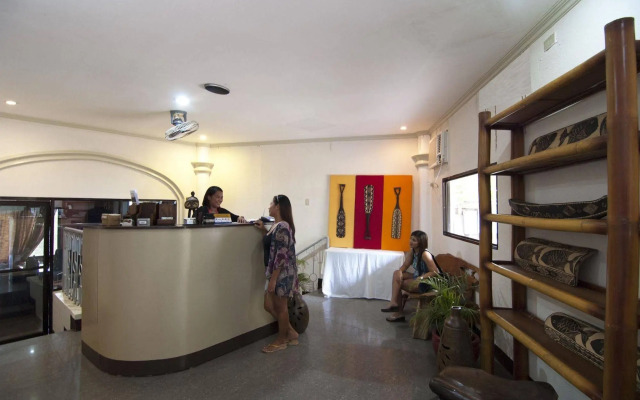Kawayanan Heights Inn
