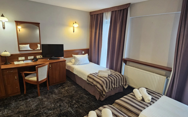 Conrad Hotel