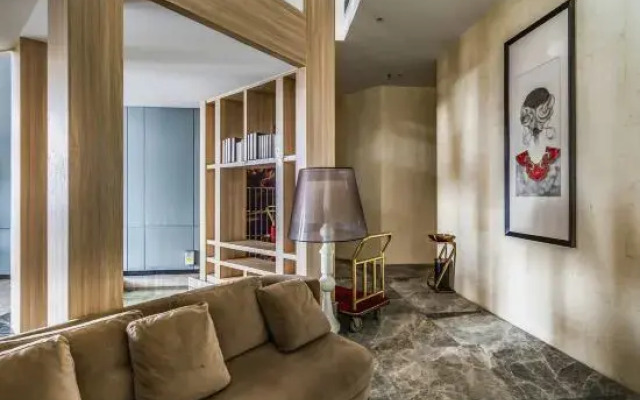 Zhongzhou Elegant Hotel（Luoyang Tianxiang Peony Garden Airport Branch）