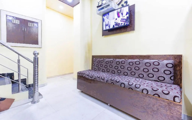 Kumar Guest House by OYO Rooms