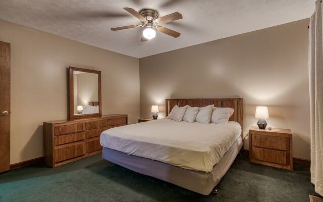 Pinecrest Hotel B