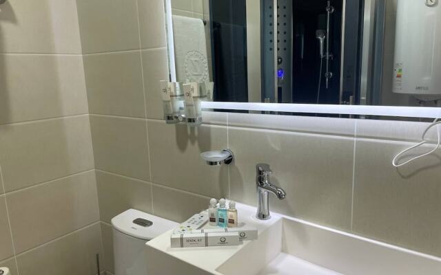 Zarafshan Grand Hotel FIEZ