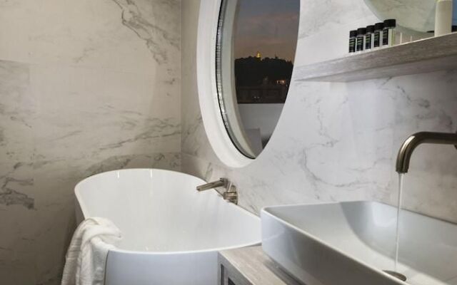 Acropolis Junior Suite