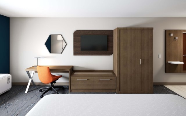 Holiday Inn Express & Suites Sauk City