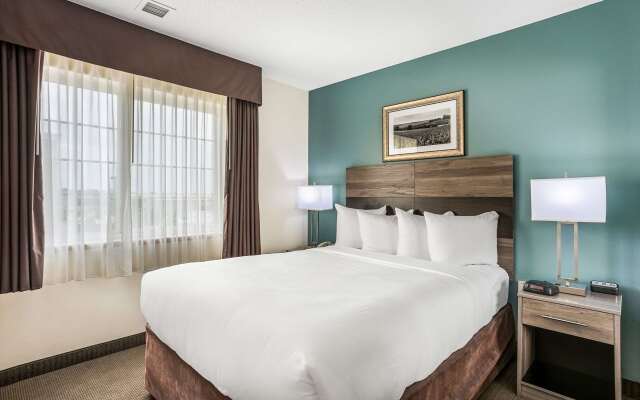 MainStay Suites Cedar Rapids North - Marion