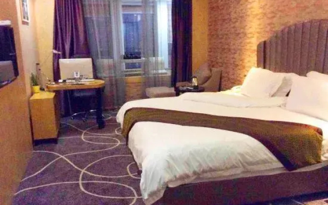 LIKE MUCH Hotel (lianjiang Wanjia City Plaza store)