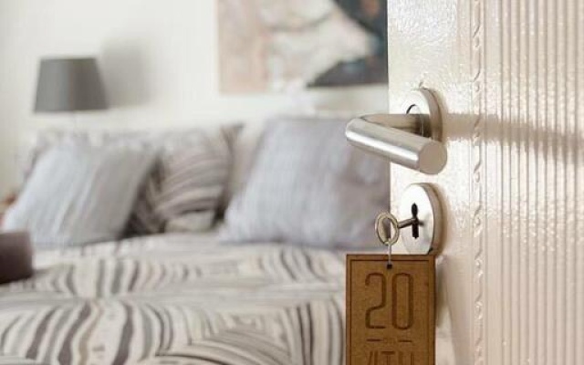 Luxury Upmarket Guesthouse 20 on 4th