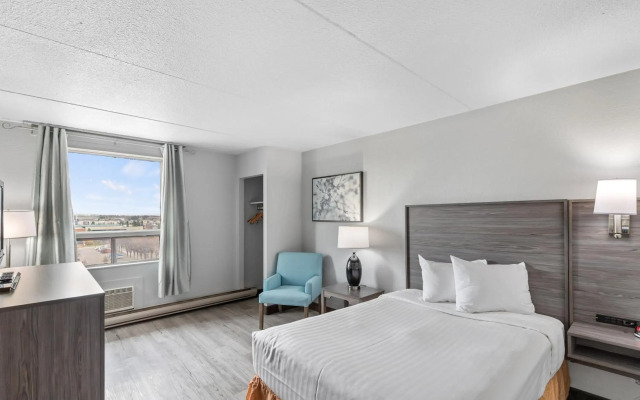 Emerald Hotel & Suites