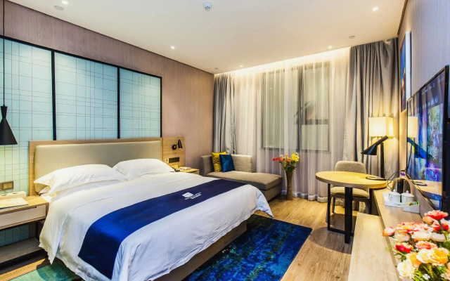 Echarm Hotel (Foshan Huangqi)