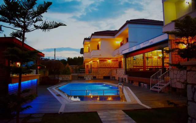 Aksu Otel Alacati