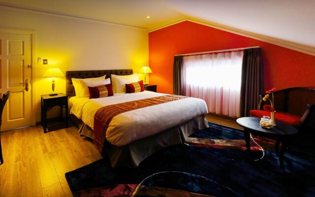 Calla Lily Villa Hotel