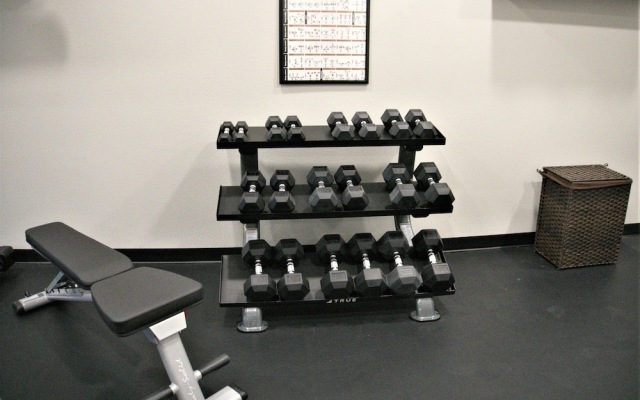 Brookstone Inn And Suites