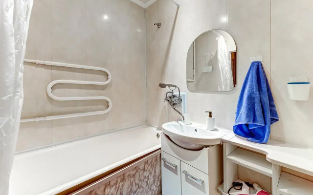 на Караванной 24-26