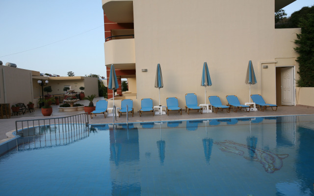 Elpis Studios & Apartments
