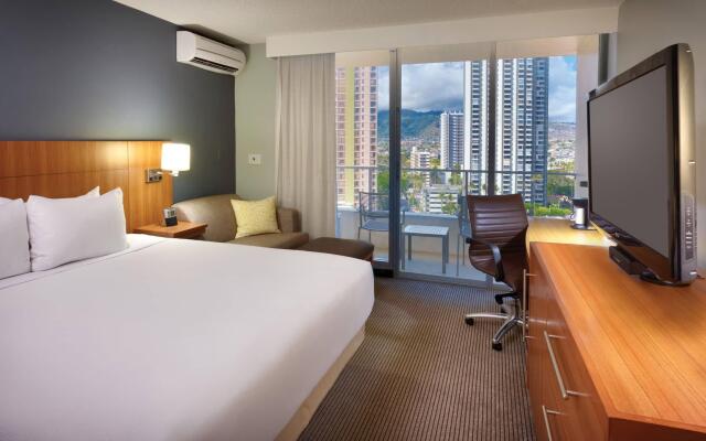 Hyatt Place Waikiki Beach