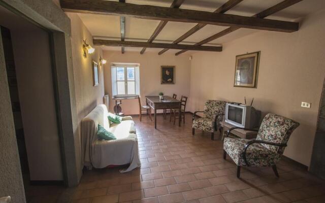 Coriana Apartments & Villas