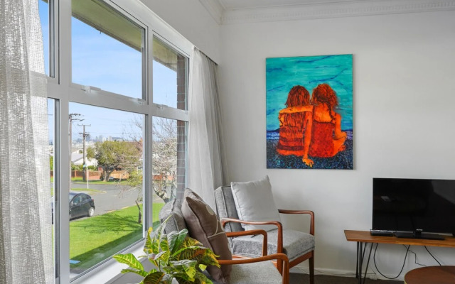 Renovated Takapuna 2BR Apt - Parking