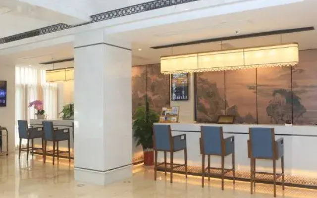 Panda Hometown Hotel