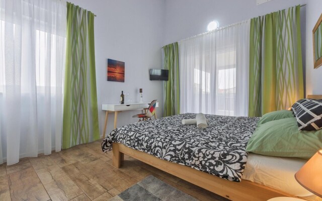Beautiful Home in Medulin With Wifi and 4 Bedrooms