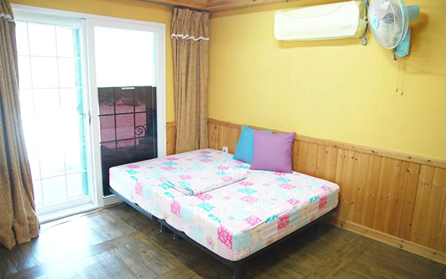 Hadong Inside the Scene Pension