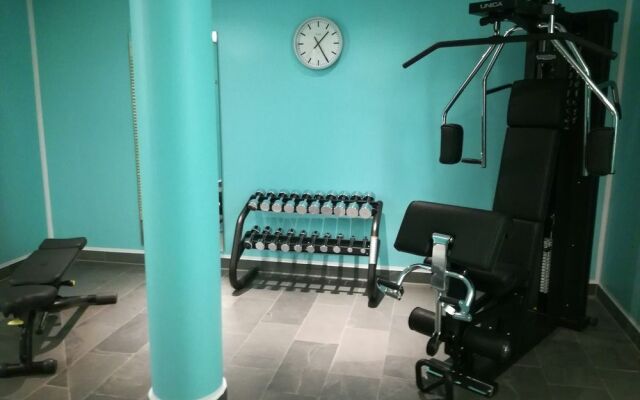 FOUR Munich Neue Messe