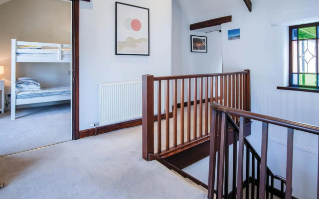 Tregoyr - 3 Bedroom Holiday Home - St Florence