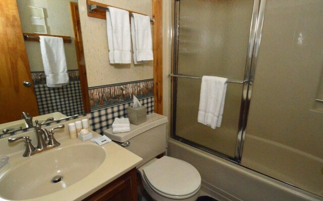 2 Br Powderidge 33