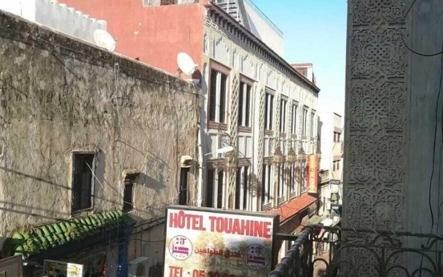 Hostel Touahine