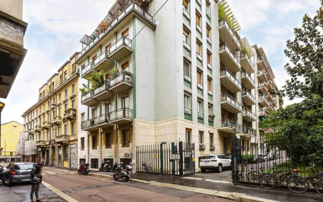 SV18C Charming modern flat S Ambrogio