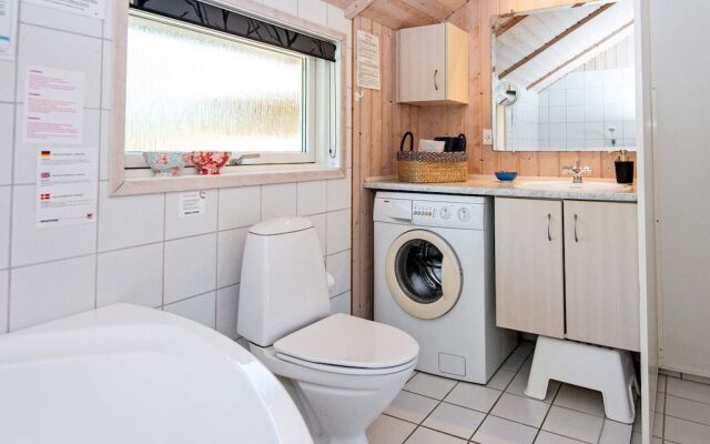 6 Person Holiday Home in Hemmet