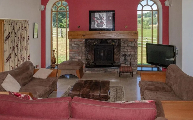 Castleview - Newton Steading