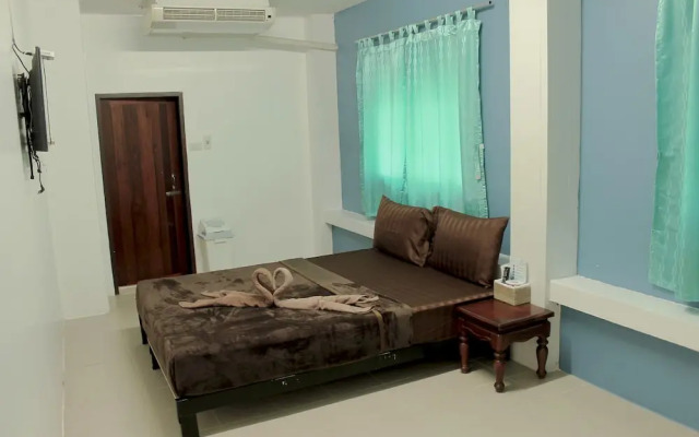 Baanklong Amphawa Homestay