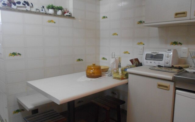 Gohouse - Anibal 604