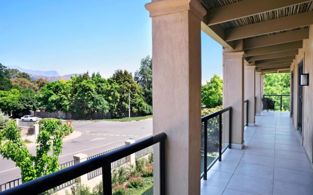 Small Wonder Guest Villa With Private Pool