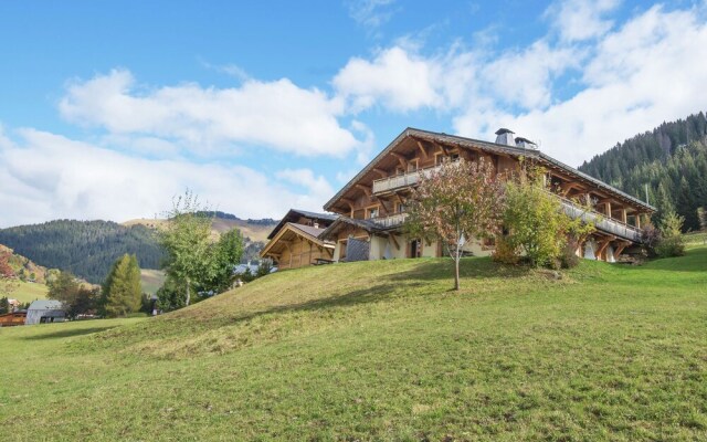 Pretty Apartment in a Separate Mountain Chalet
