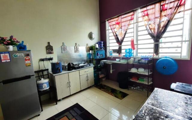 homestay D'yaMiaLiSaZ