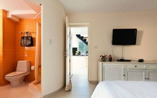 Rooms At The 9Th