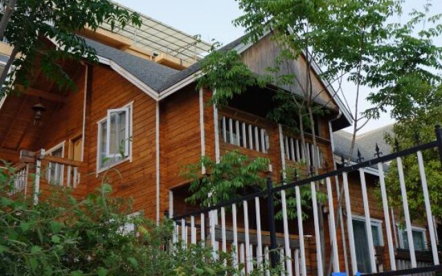 Longwan Hot Spring Hotel
