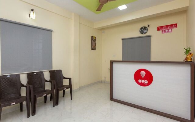 OYO 23081 Little Stay Service Apartments