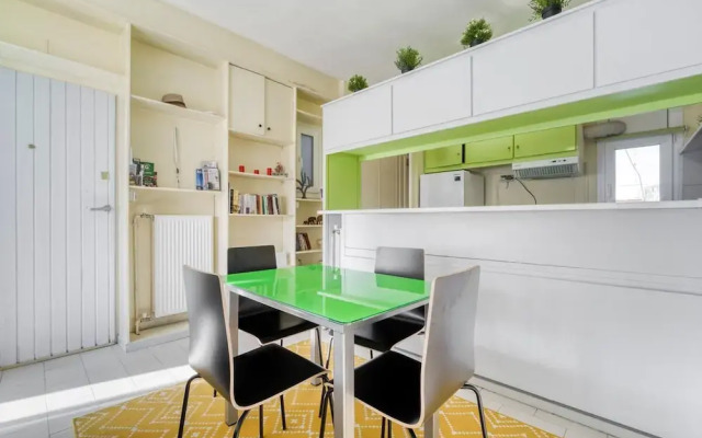 Acropolis Penthouse With 50mbps Wifi