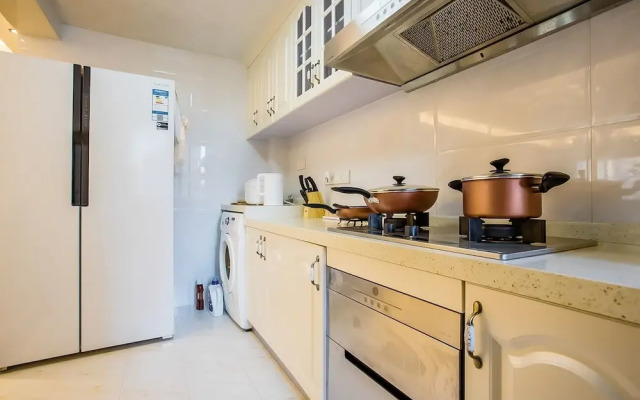 Locals Boutique Apartment Jiuzhou Port.2